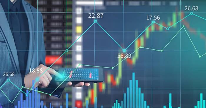 Bull Market Boosts Gold Price Near Record High: Causes Revealed